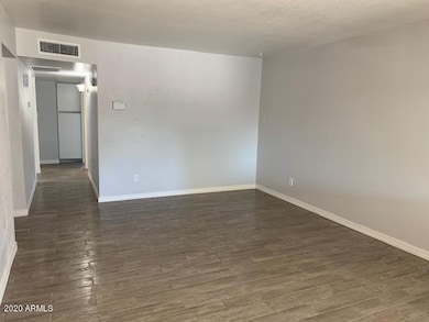 552 E Royal Palms Dr, Mesa, AZ 85203 - photo 3