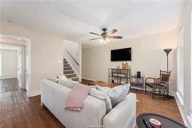 1217 Oney Hervey Dr, College Station, TX 77840 - photo 4