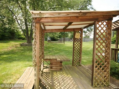 12118 Wilmont Turn, Bowie, MD 20715 - photo 6