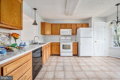 103 Sterling Ct, Stafford, VA 22554 - photo 6