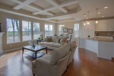 3637 Whicker Pointe unit 35, Kalamazoo, MI 49009 - photo 2