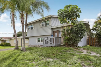 214 SW 4th St, Boca Raton, FL 33432 - photo 4