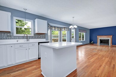 Eat In Kitchen
