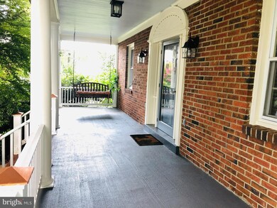 2831 Groveton St, Alexandria, VA 22306 - photo 3