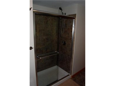 Master Bath/Spa. Separate shower in the master bat