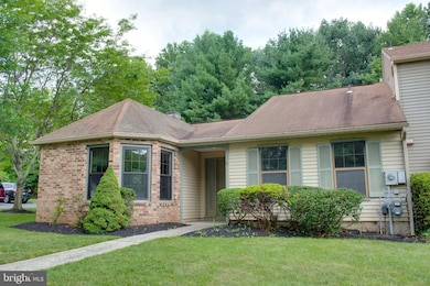 9 Devon Ct, Trenton, NJ 08691 - photo 2