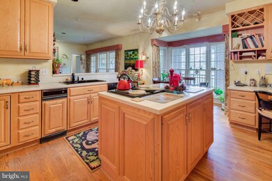 8305 Turnberry Ct, Potomac, MD 20854 - photo 7