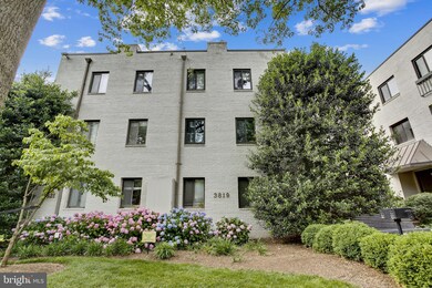 3819 Davis Place NW unit 2, Washington, DC 20007 - photo 2