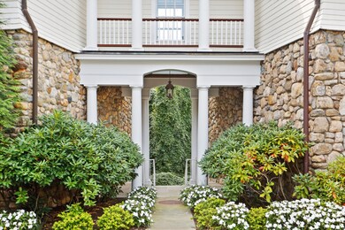10 Edgewood Dr Unit 6b-print-046-045-044