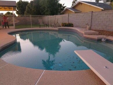 Diving Pool enclosed