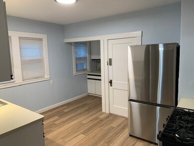 581 South St unit 1, Roslindale, MA 02131 - photo 5