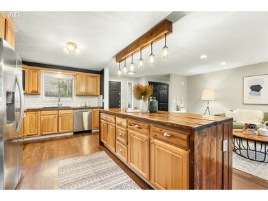 13430 SW Carr St, Beaverton, OR 97008 - photo 4