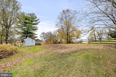 1245 W Swartzville Rd, Reinholds, PA 17569 - photo 7