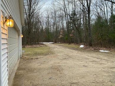 House sits off a maintained road