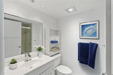 Delvista Towers Condominium unit 819, Miami, FL 33180 - photo 7