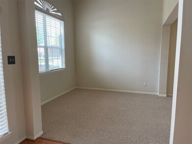 5206 Founders Way Ct, Houston, TX 77091 - photo 5