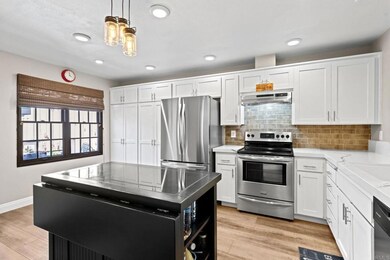 8663 Circle r Course Ln, Escondido, CA 92026 - photo 4