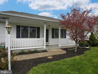 74 Libby Ann Dr, Bunker Hill, WV 25413 - photo 4