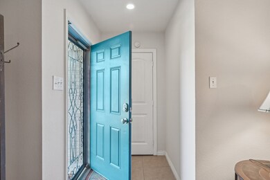 1202 Hopkins Dr, Denton, TX 76205 - photo 4