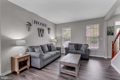 35530 Sarasota St, Round Hill, VA 20141 - photo 5