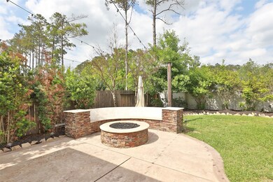 Fire pit and great seating for entertaining