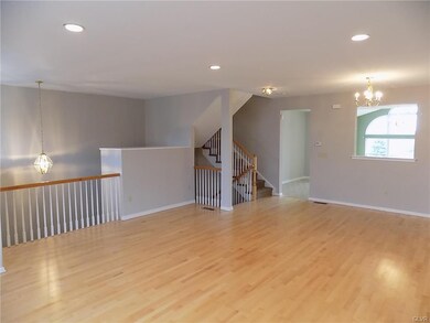 5571 Spring Ridge Dr W, Macungie, PA 18062 - photo 7