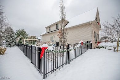 1313 Fairway Dr NE, New Philadelphia, OH 44663 - photo 5