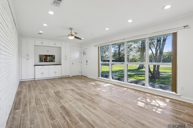 410 E Weber St, Gonzales, LA 70737 - photo 4