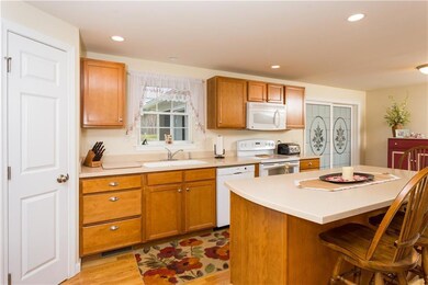 139 Payeur Cir, Sanford, ME 04073 - photo 6