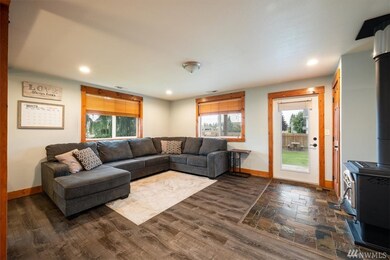 401 E Madison St, Nooksack, WA 98247 - photo 5