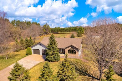 3684 Gray Log Ln, Stevens Point, WI 54482 - photo 2