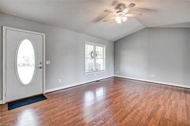 2429 Linnie Ct, Asheboro, NC 27205 - photo 3