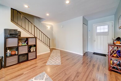 2338 W Lindner Ave-6