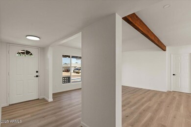 07-Entry & Living Room