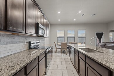 1215 E 89th St, Odessa, TX 79762 - photo 6