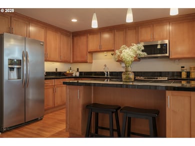 3990 Abbey Ln unit B401, Astoria, OR 97103 - photo 6