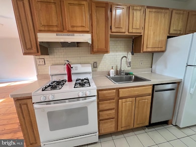 4127 Cresson St unit 2F, Philadelphia, PA 19127 - photo 5