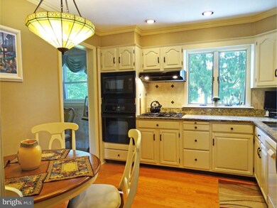 21 Winding Way W, Morrisville, PA 19067 - photo 6