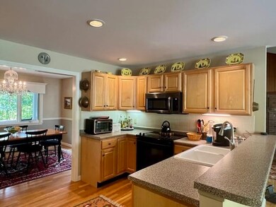 75 Royall Tyler Rd, Hartford, VT 05001 - photo 4