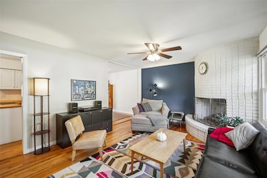 114 SW 52nd St, Des Moines, IA 50312 - photo 3