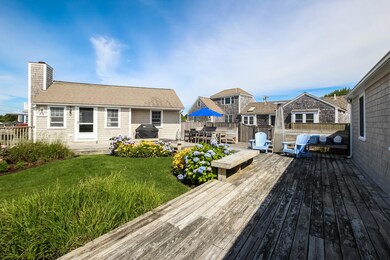 004-Front_View-4446490-medium