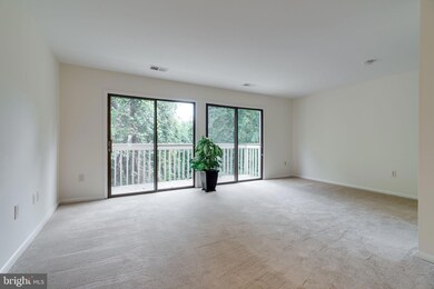 12863 Cara Dr unit 27, Woodbridge, VA 22192 - photo 6
