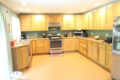 921 Hickory Dr, Marysville, OH 43040 - photo 6