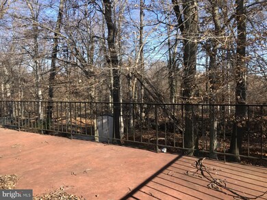 18 Parkwind Ct, Parkville, MD 21234 - photo 2