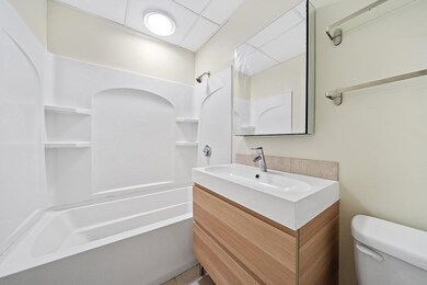 54 Crosby Rd unit 2, Chestnut Hill, MA 02467 - photo 4