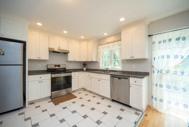 48 N Elm St unit 48, West Bridgewater, MA 02379 - photo 6