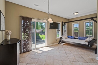 7_creekfront way-7
