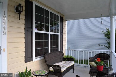 16449 Plumage Eagle St, Woodbridge, VA 22191 - photo 2