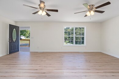 227 Oakwood St, Sparta, TN 38583 - photo 7