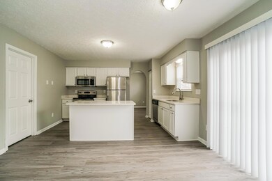 1021 Okatie Dr, Galloway, OH 43119 - photo 7